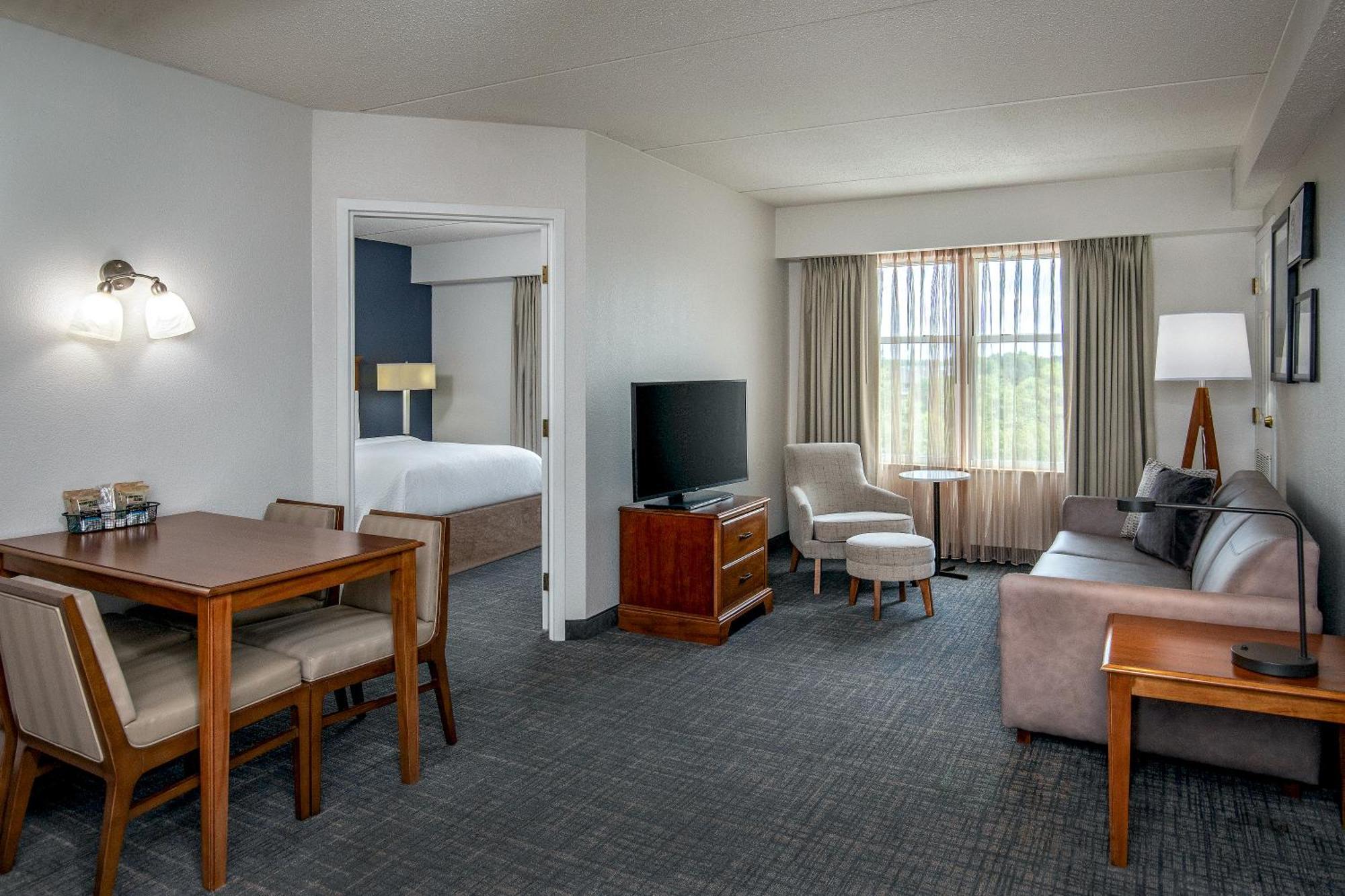 Residence Inn By Marriott Chesapeake Greenbrier Exterior photo