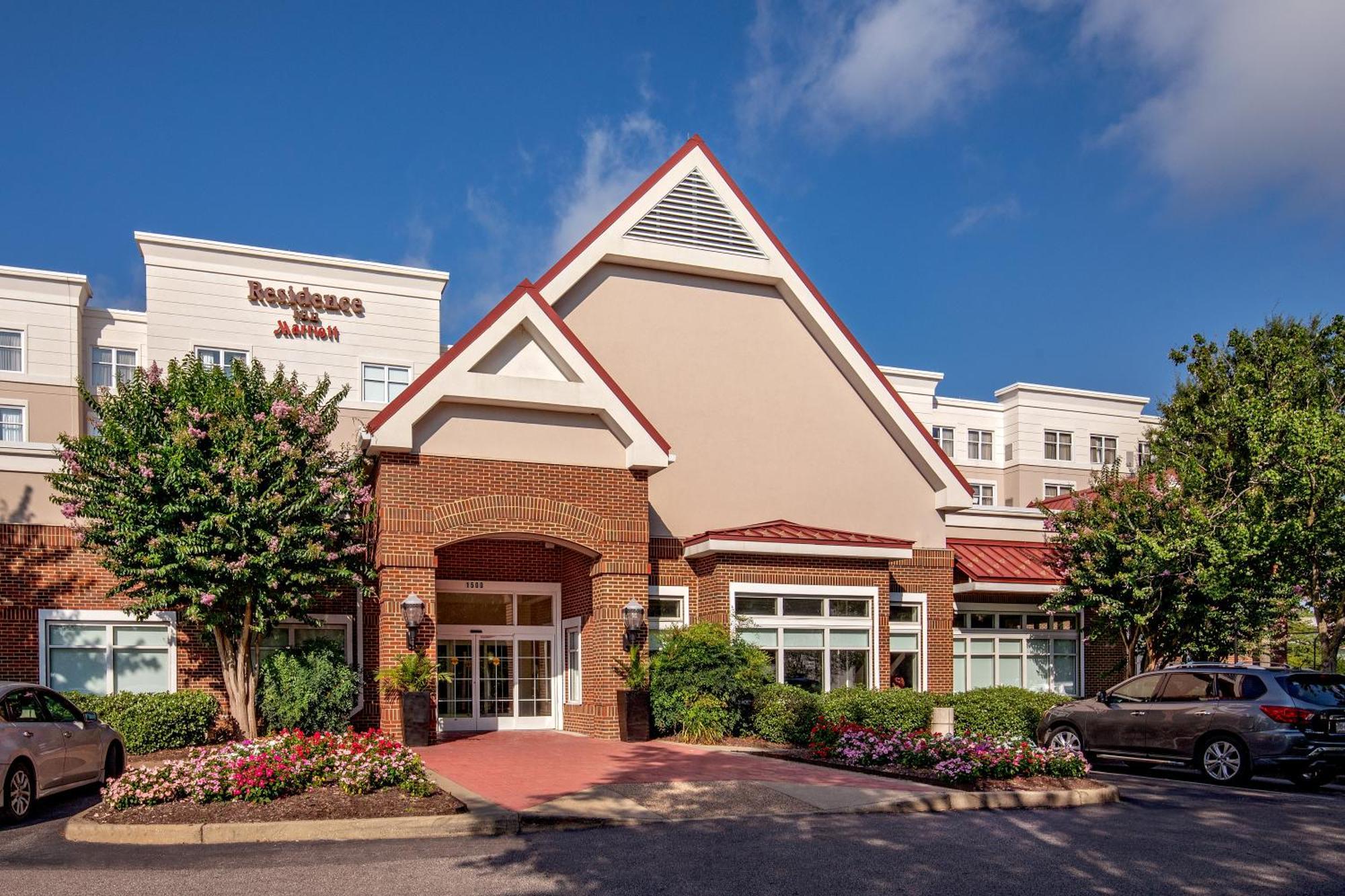 Residence Inn By Marriott Chesapeake Greenbrier Exterior photo