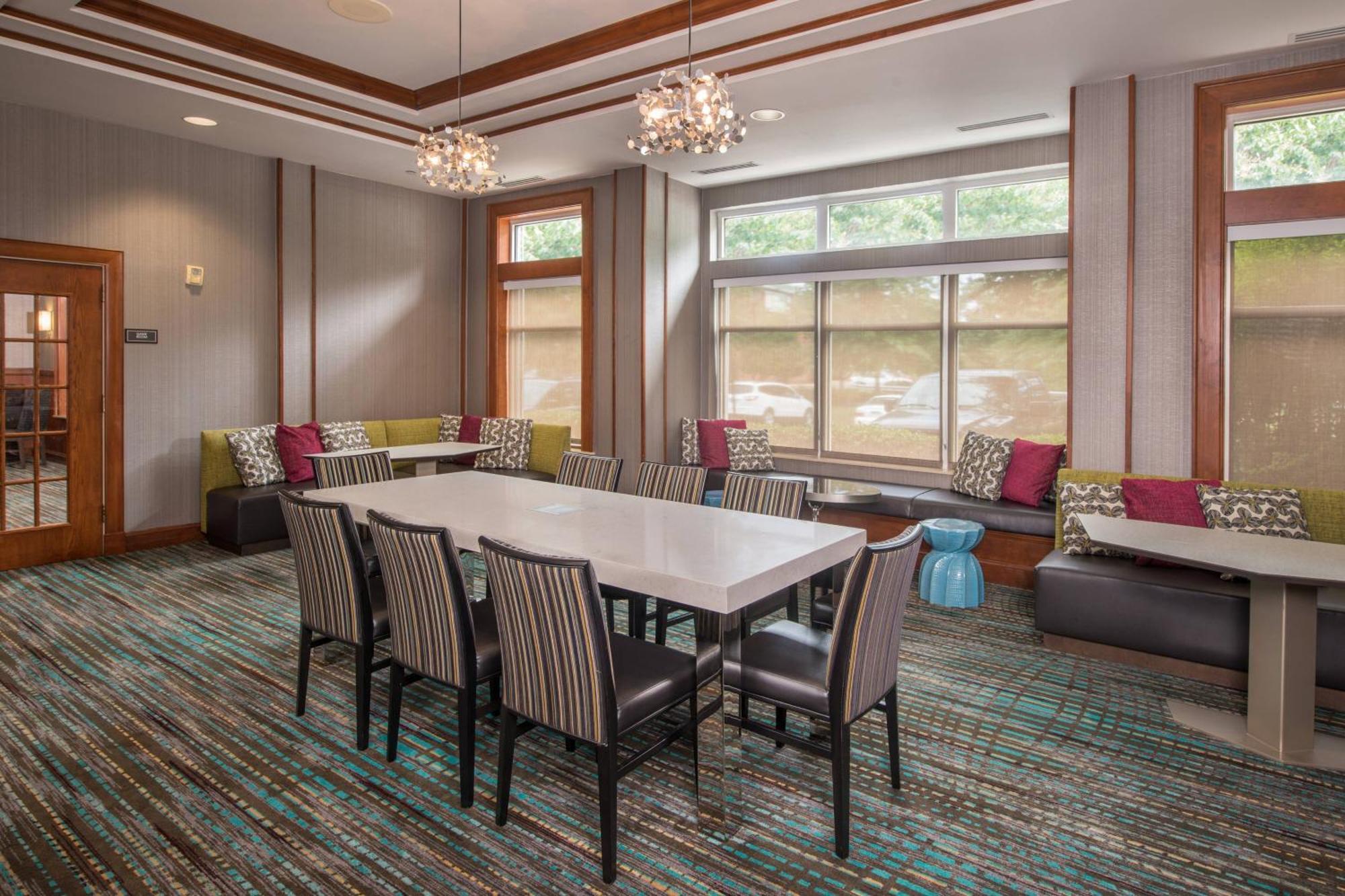 Residence Inn By Marriott Chesapeake Greenbrier Exterior photo
